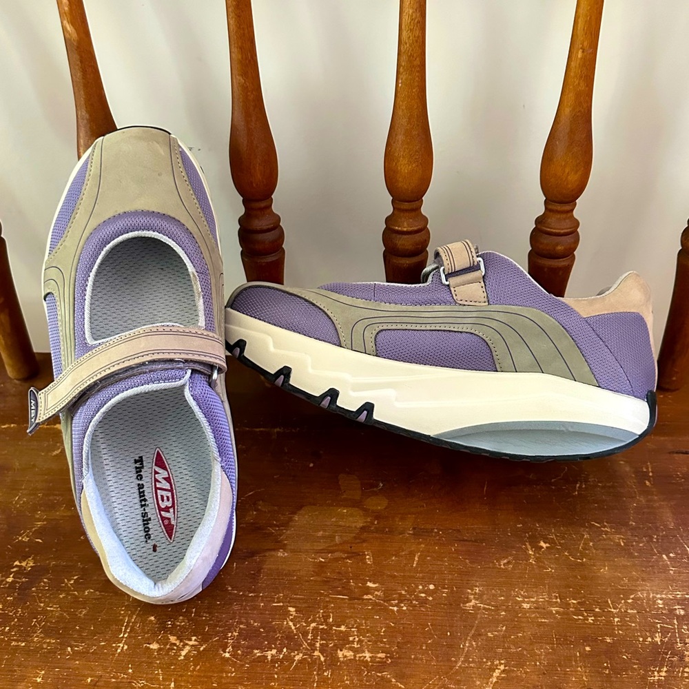 MBT Mary Janes, size 9.5
